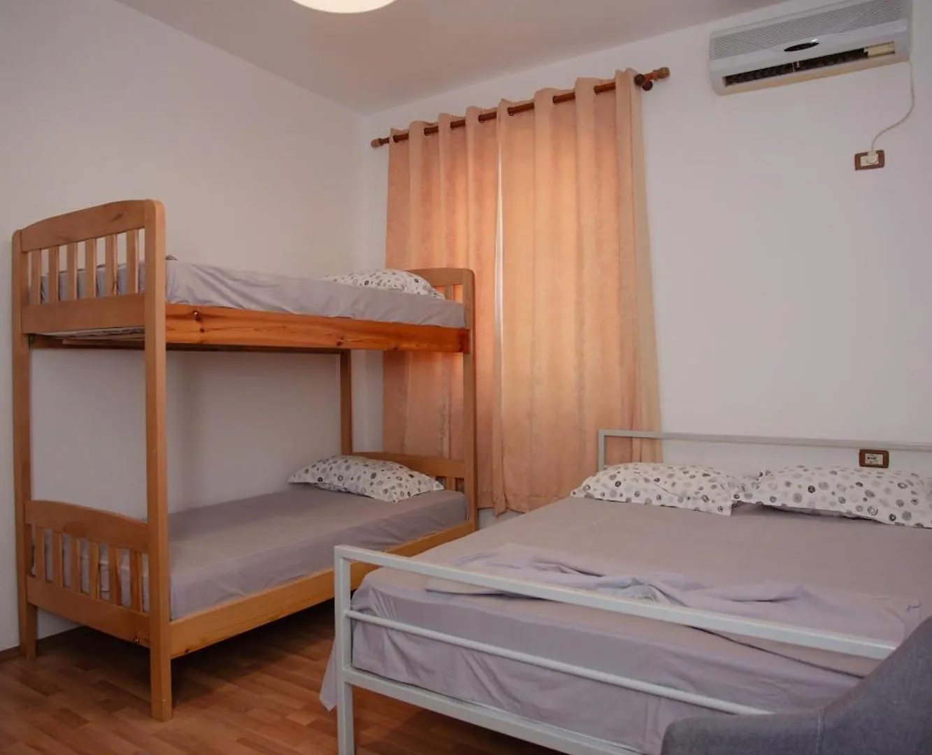 Hotel Shkodra Lake Široka
