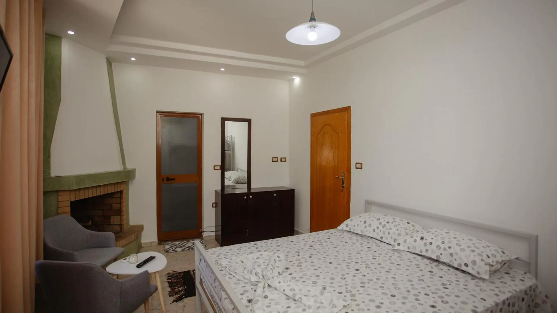 Hotel Shkodra Lake Shiroka 0*,