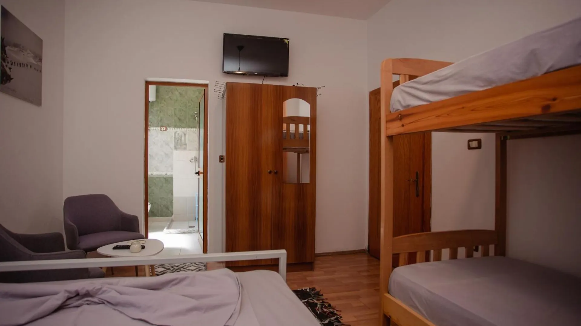 Hotel Shkodra Lake Široka Albanien